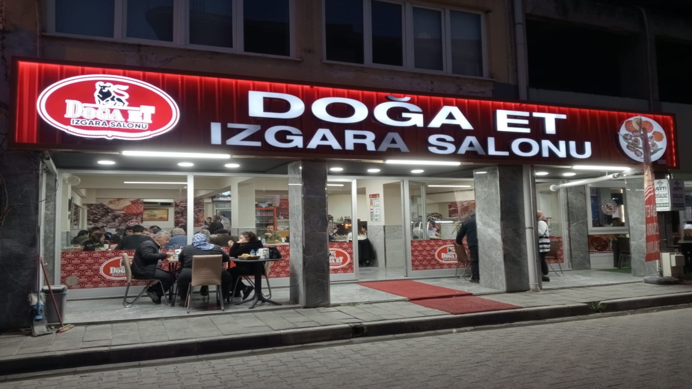 DOĞA ET IZGARA SALONU İFTARDA MİSAFİRLERİNİ AĞIRLAMAYA DEVAM EDİYOR